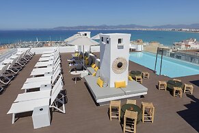 Hotel whala!fun