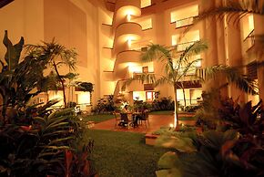 Sea Cliff Court