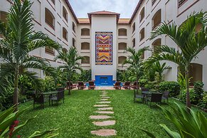 Sea Cliff Court