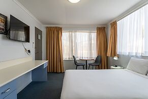 Port Aloha Motel