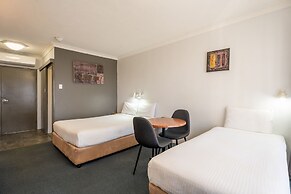 Port Aloha Motel