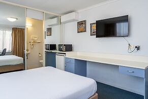 Port Aloha Motel