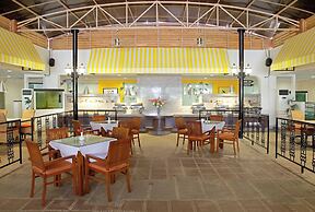 Featherlite Evoma Hotel