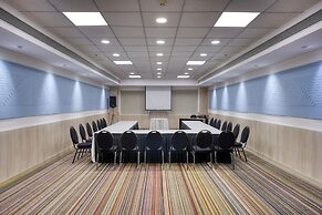 Featherlite Evoma Hotel