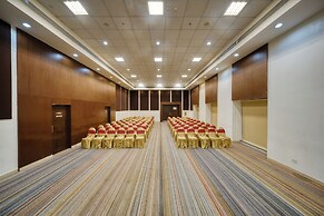 Featherlite Evoma Hotel