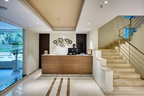 Featherlite Evoma Hotel