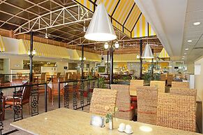 Featherlite Evoma Hotel
