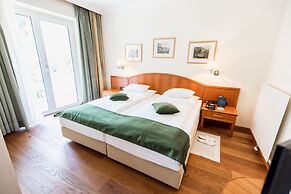 Hotel Warmbaderhof
