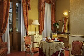 Hotel Becher