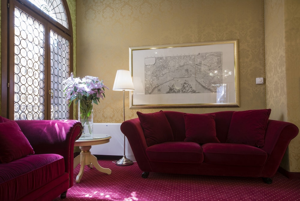 Hotel Becher