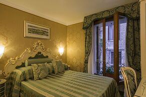 Hotel Becher