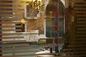 Hotel Becher