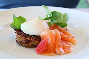 Jonahs Restaurant & Accommodation, Whale Beach