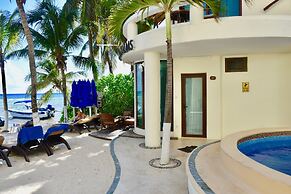 Playa Palms Beach Hotel