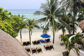 Playa Palms Beach Hotel