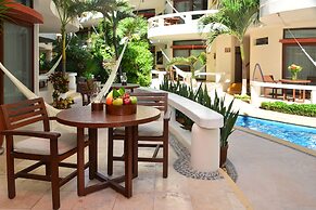 Playa Palms Beach Hotel