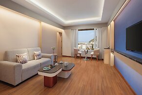 Vivanta Vijayawada, MG Road