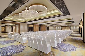 Vivanta Vijayawada, MG Road