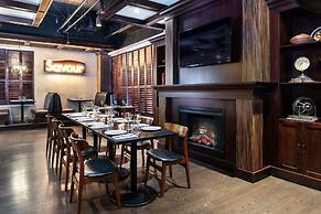 Four Points by Sheraton Victoria Gateway