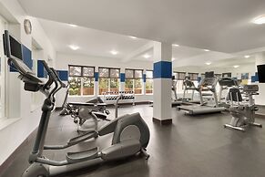 Four Points by Sheraton Victoria Gateway