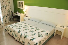 Senator Águilas Hotel
