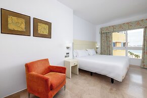 Senator Águilas Hotel