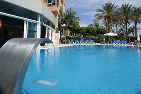 Senator Águilas Hotel
