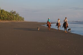 Hotel Playa Bejuco