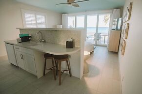 Cape Eleuthera Resort & Marina