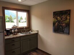Glacier Basecamp Lodge