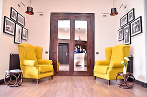 Capitolina City Chic Hotel