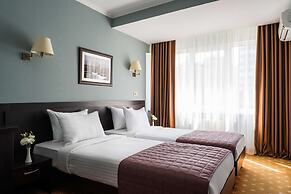 OK Odessa Hotel