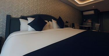 Hive Nápoles By G Hotels