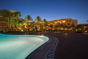 Parrotel Aquapark Resort