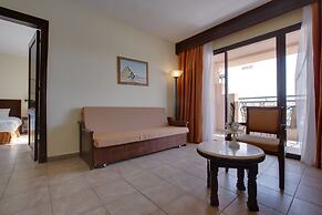 Parrotel Aquapark Resort
