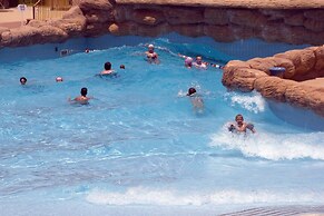 Parrotel Aquapark Resort