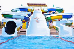 Parrotel Aquapark Resort