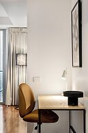 Urban Rest Melbourne (formerly Nolo Apts. Lonsdale St)