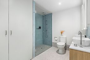 Urban Rest Melbourne (formerly Nolo Apts. Lonsdale St)