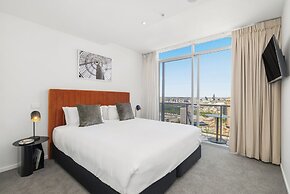 Urban Rest Melbourne (formerly Nolo Apts. Lonsdale St)