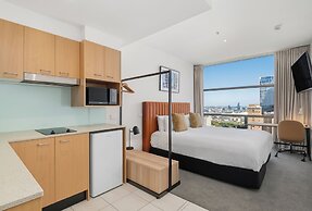 Urban Rest Melbourne (formerly Nolo Apts. Lonsdale St)