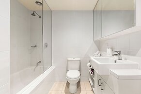 Urban Rest Melbourne (formerly Nolo Apts. Lonsdale St)
