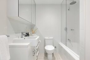Urban Rest Melbourne (formerly Nolo Apts. Lonsdale St)