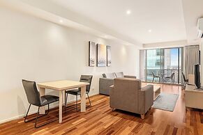 Urban Rest Melbourne (formerly Nolo Apts. Lonsdale St)