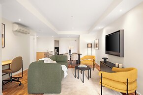 Urban Rest Melbourne (formerly Nolo Apts. Lonsdale St)