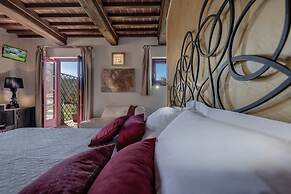 Hotel Casolare Le Terre Rosse