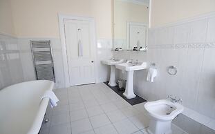 Skeabost House Hotel