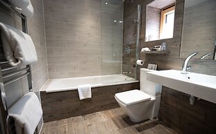Skeabost House Hotel