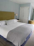 The Lugger Hotel