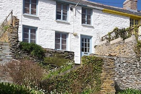 The Lugger Hotel